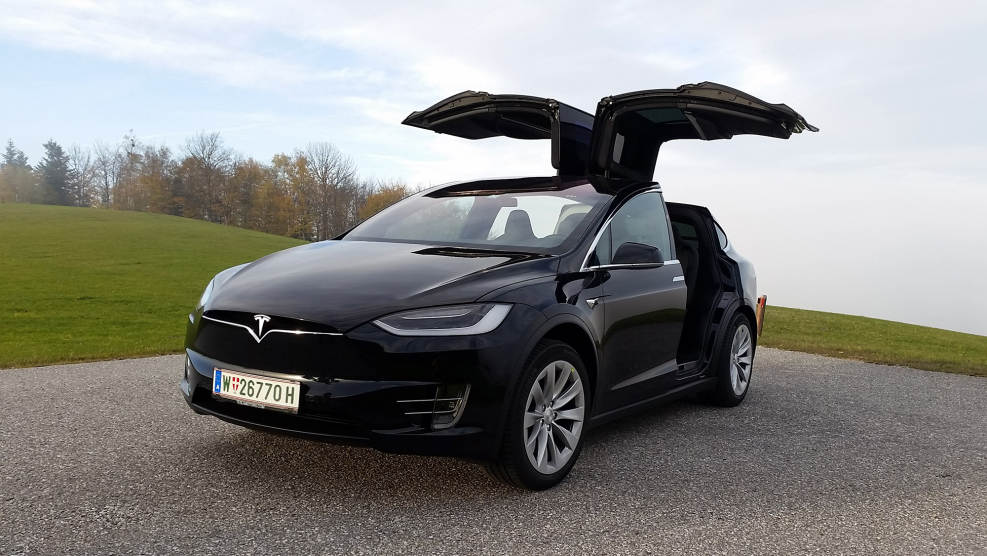 Tesla x100d