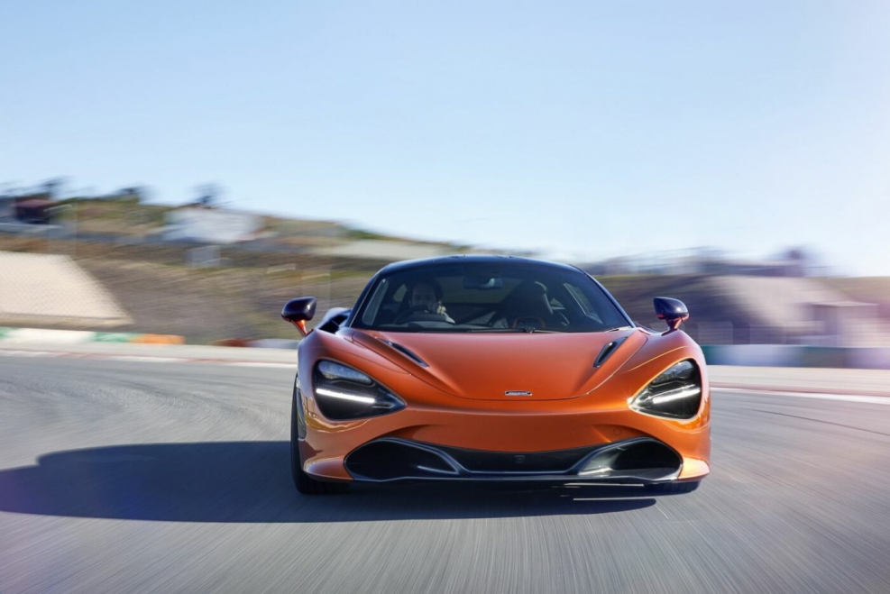 MCLAREN p1 2021
