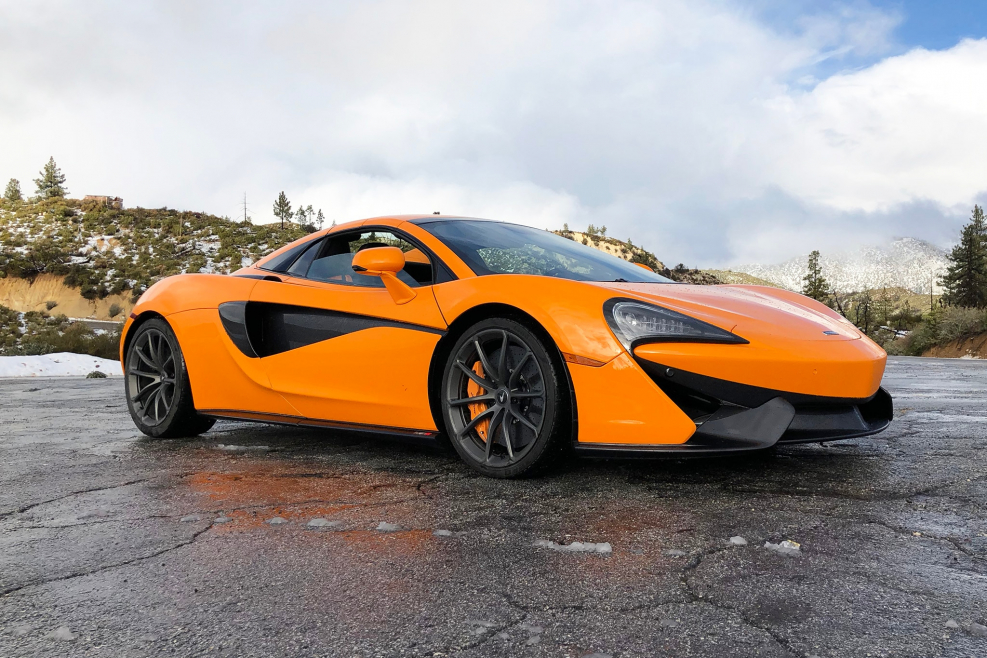 Макларен 765lt