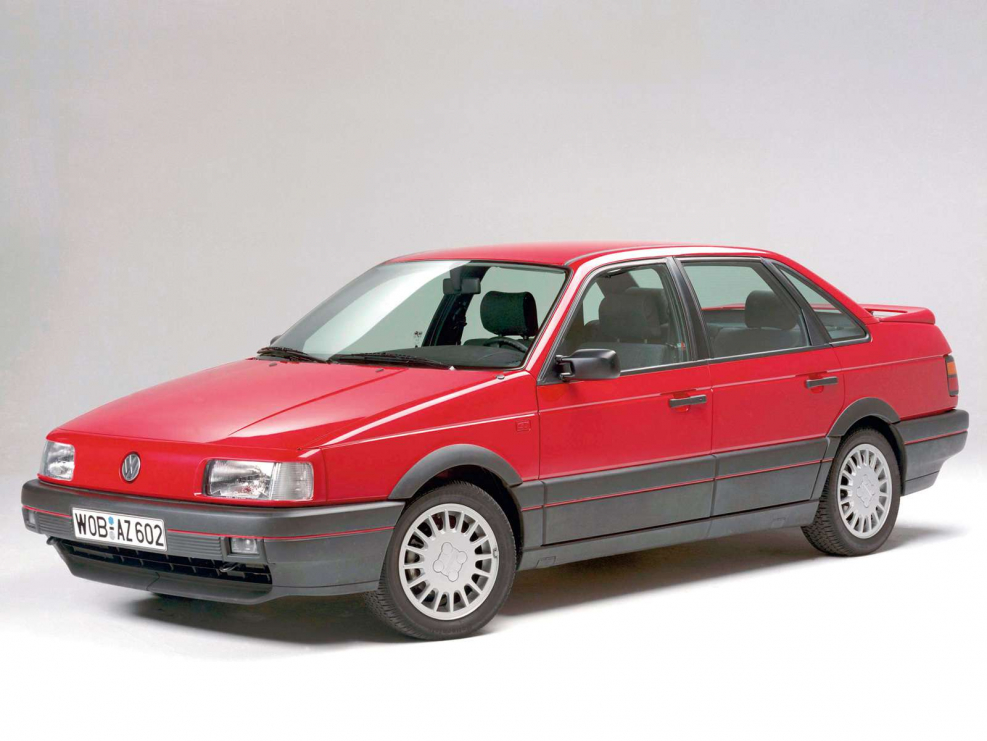 VW Passat b3 седан