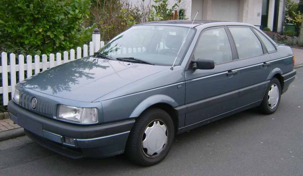 Volkswagen Passat b3 седан 1993