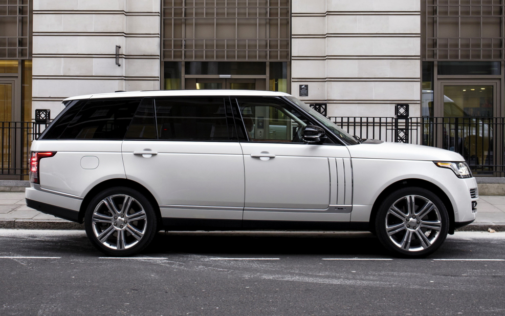 Land Rover range Rover 2014 long черный