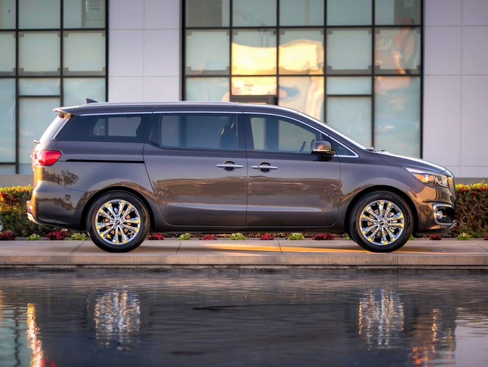 Kia Minivan Sedona