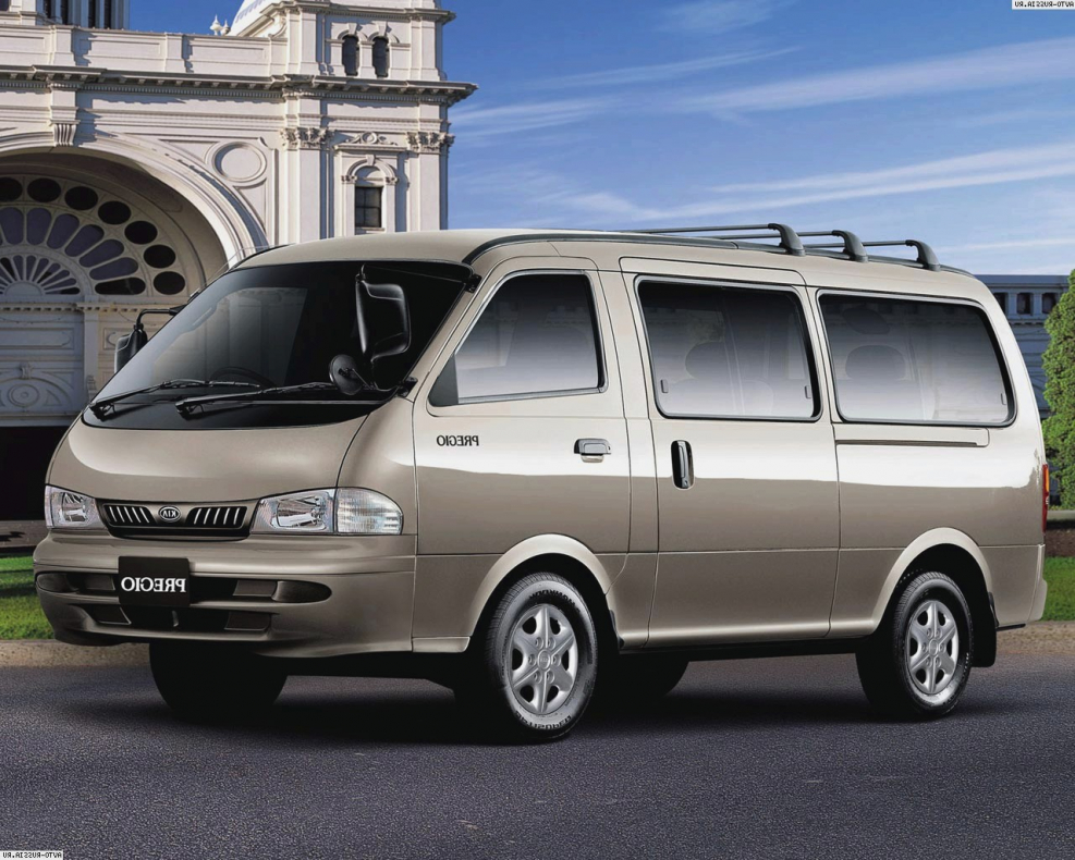 Kia минивэн Carnival