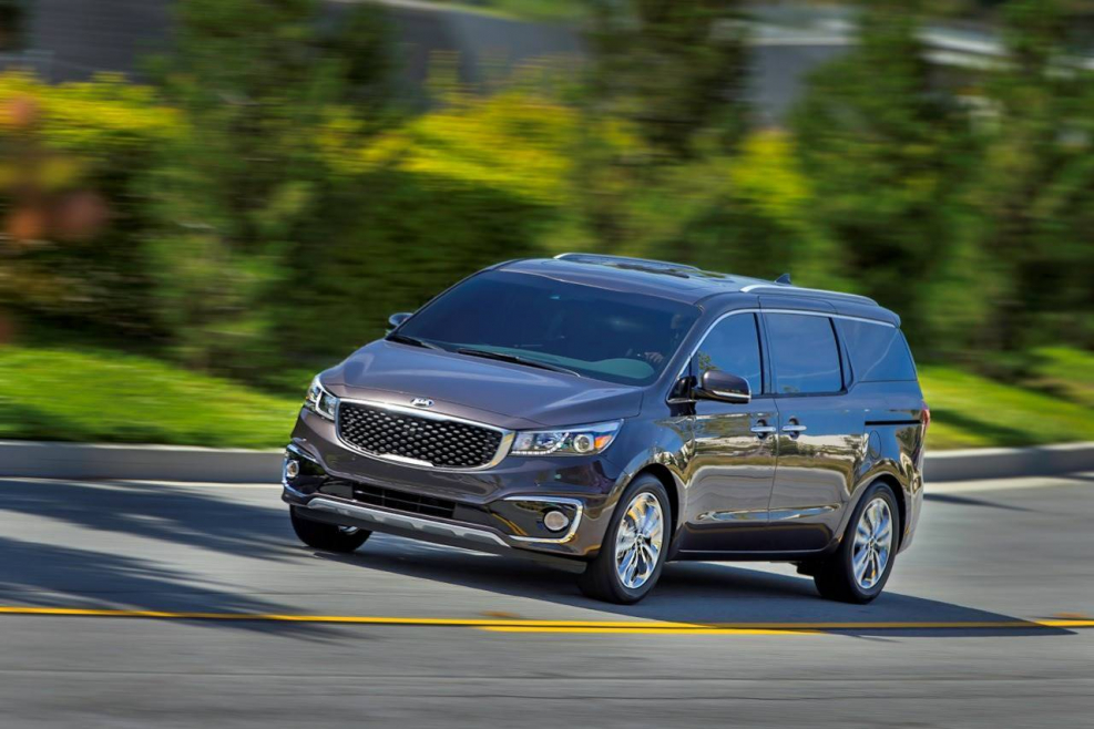 Kia минивэн Sedona