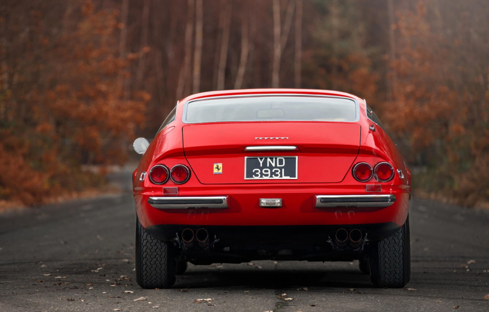 Ferrari 530 сзади