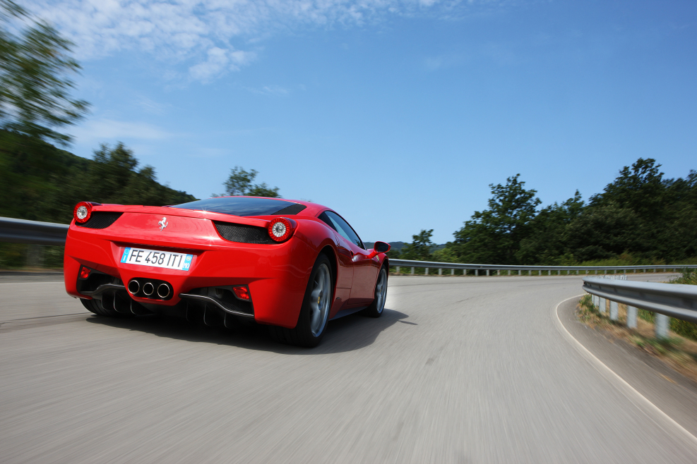 Ferrari 458 Italia сзади