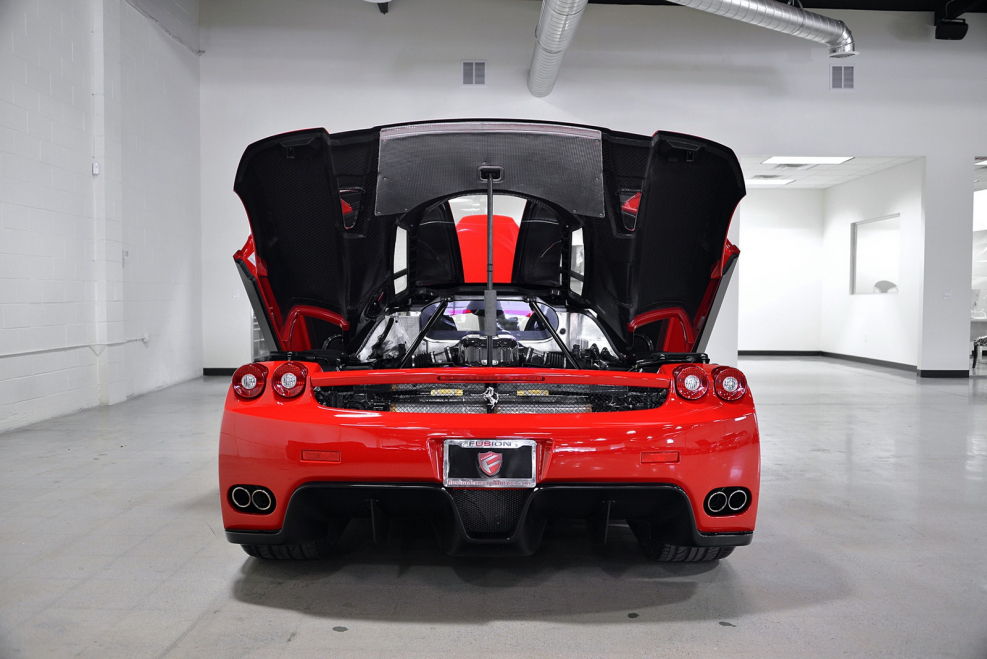 Ferrari Enzo сзади