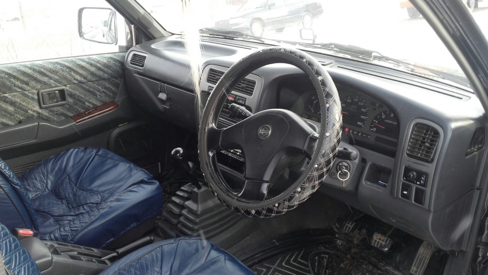 Nissan Terrano 2004 салон