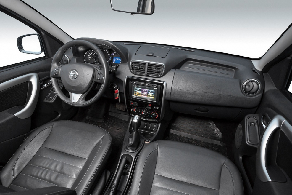 Nissan Terrano 1987