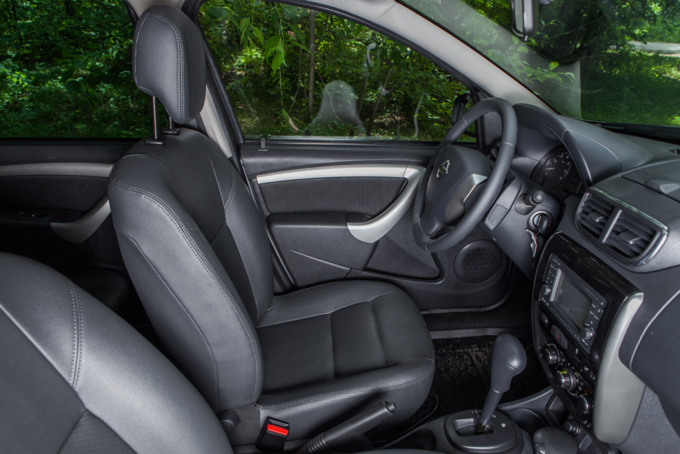 Nissan Navara 2014 салон