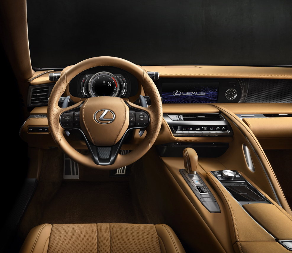 Lexus LC 500 салон
