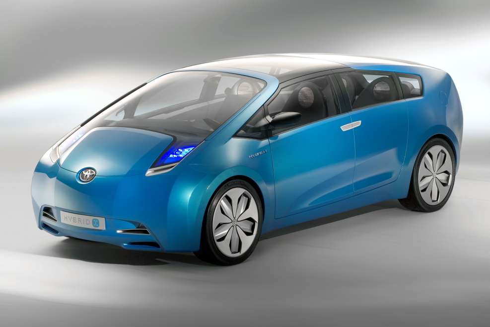 Тойота Приус Hybrid x Concept
