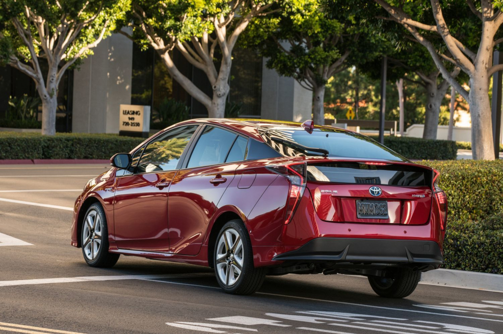 Toyota Prius 2025