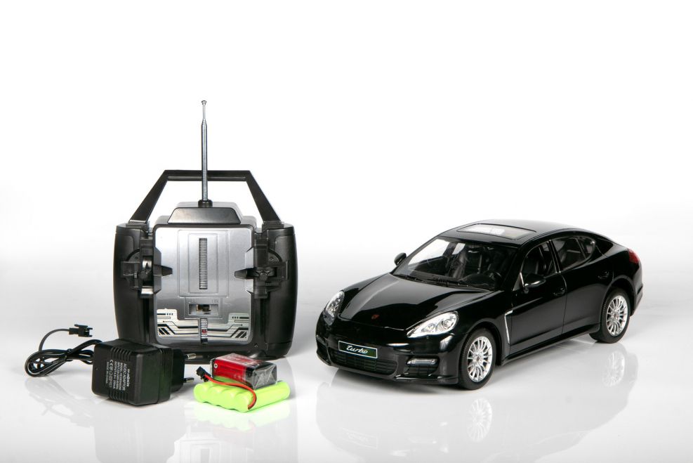 MJX Porsche Panamera масштаб 1:14