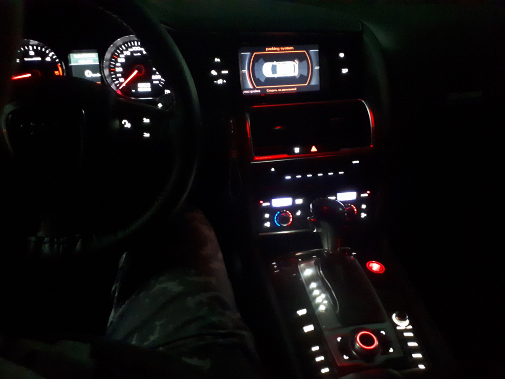 Подсветка Audi q7 2007