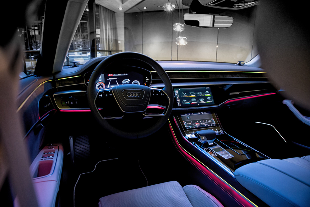 Audi q8 2020 салон
