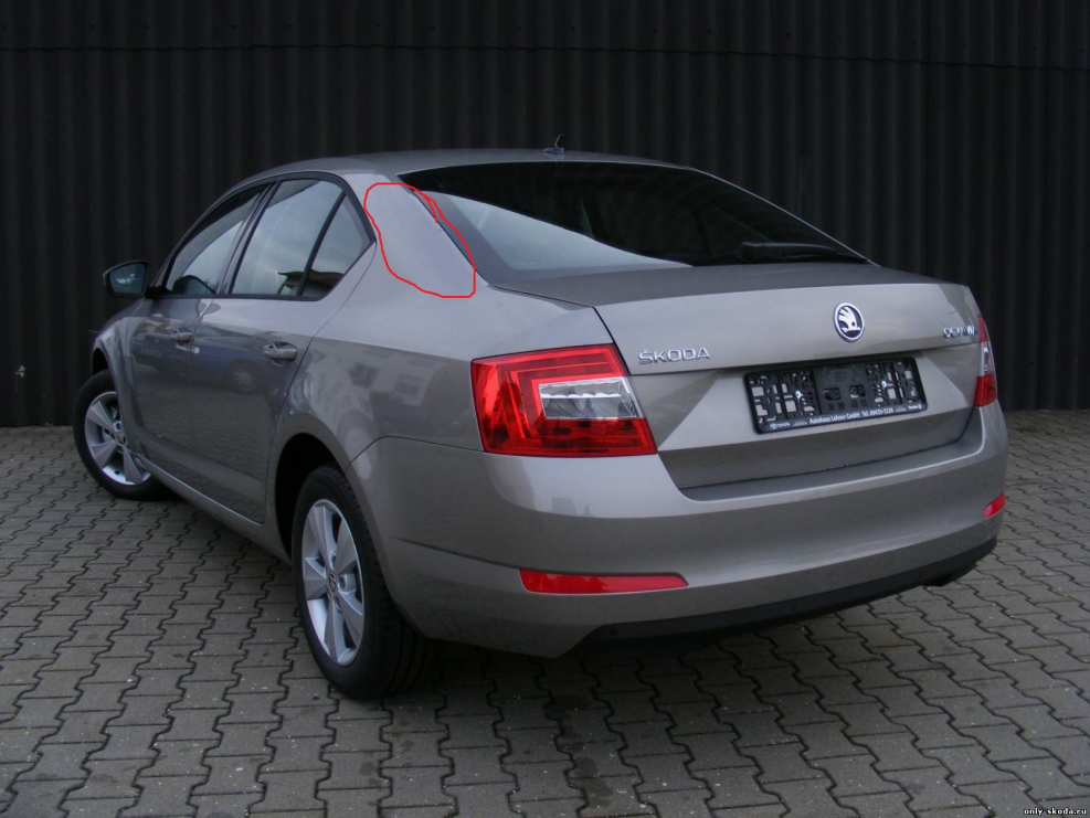 Skoda Octavia 2018 сзади