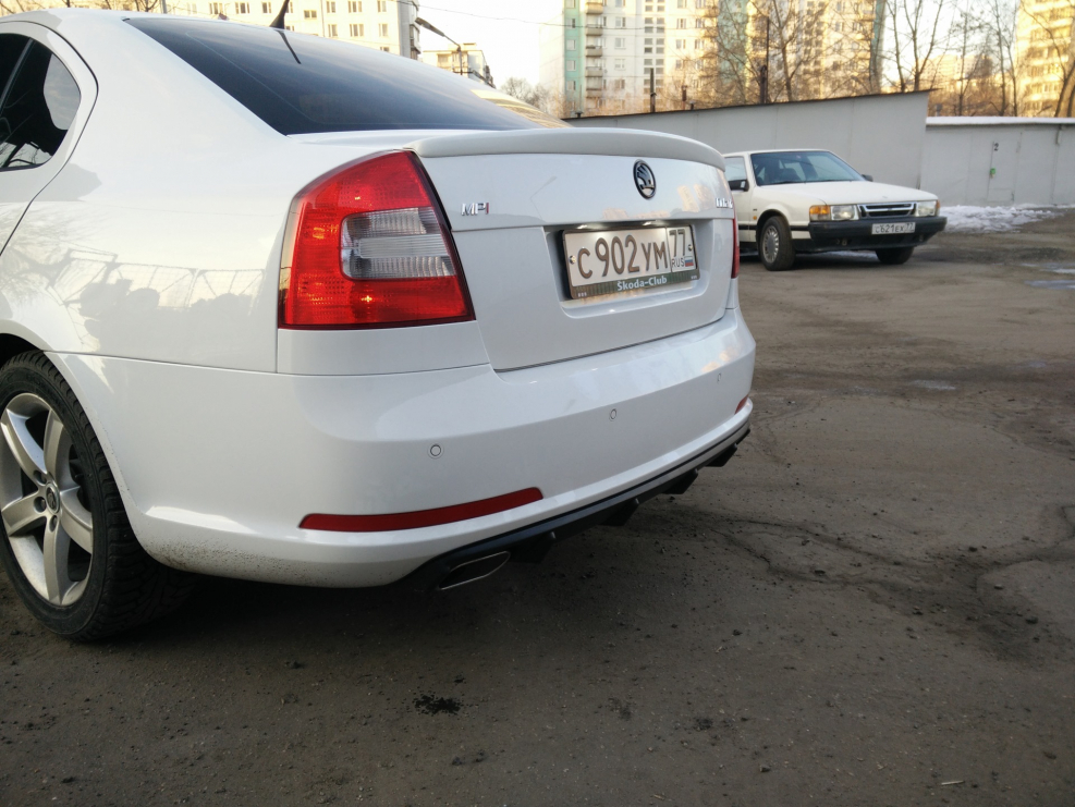 Шкода Октавия 2008 задний ряд