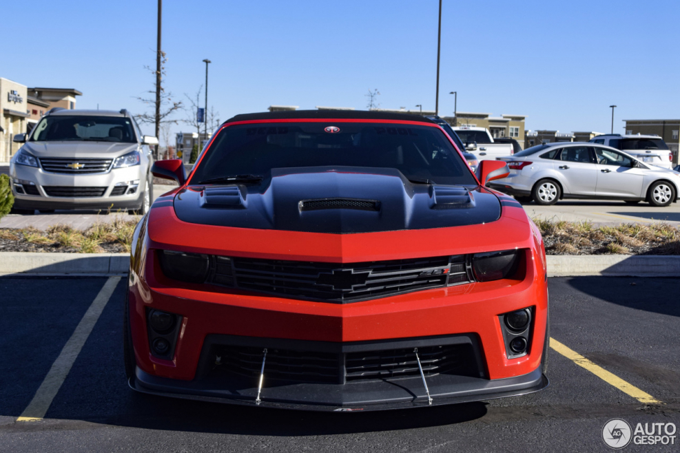 Chevrolet Camaro zl1 стенс