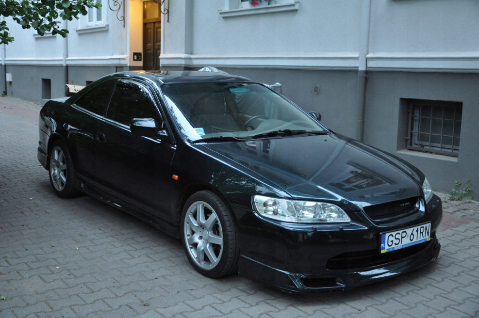 Accord 6 2002 чёрный
