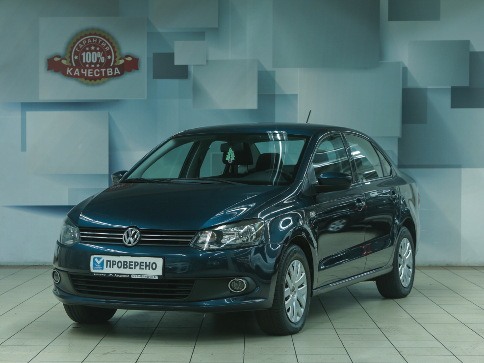 Volkswagen Polo 2015 черный