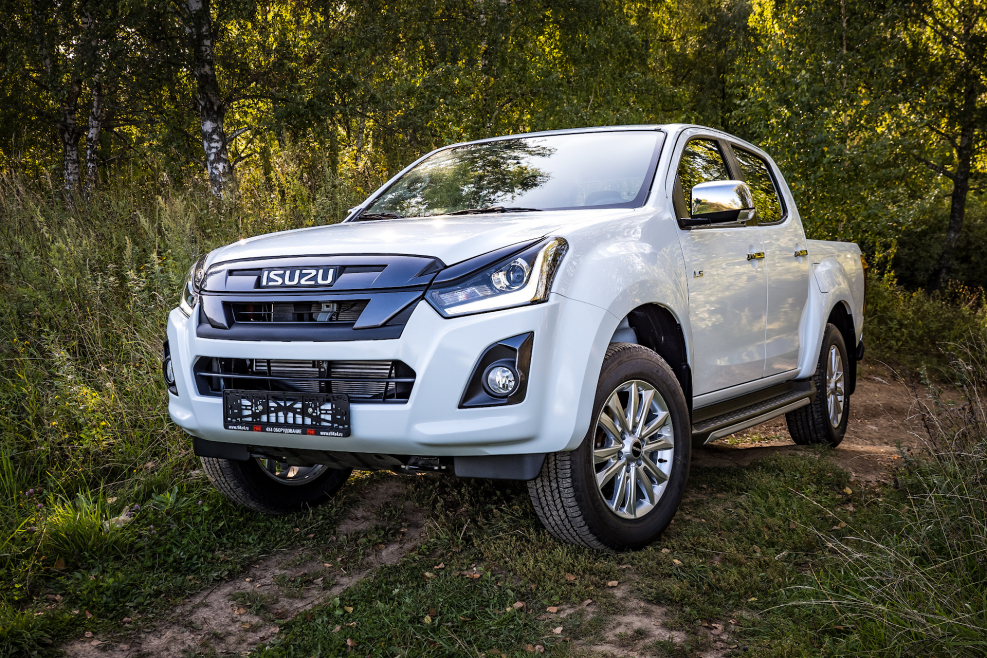 Исузу d Max