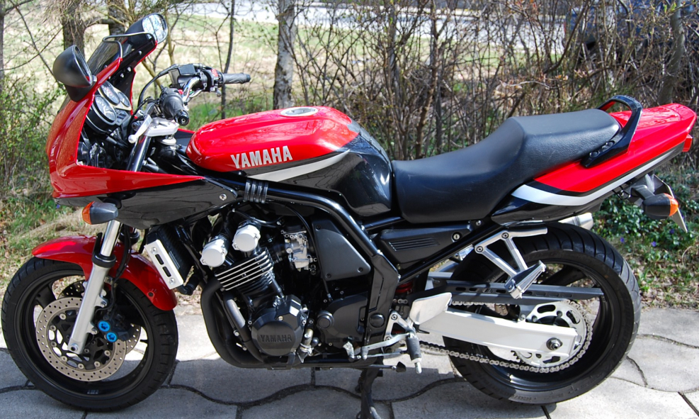 Yamaha XT 600 2000 год