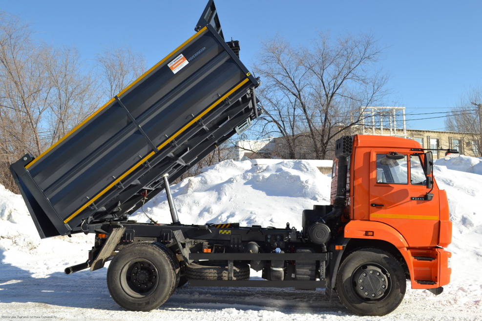 КАМАЗ 43255 самосвал