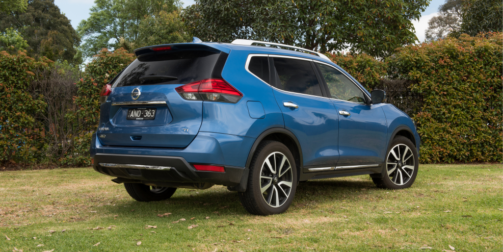 Nissan x-Trail t32 оливковый