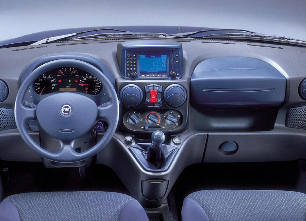 Fiat Doblo 2008 без бампера