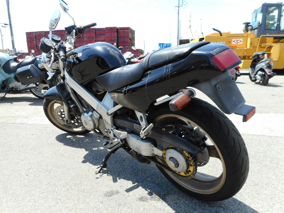 Honda Bros 650
