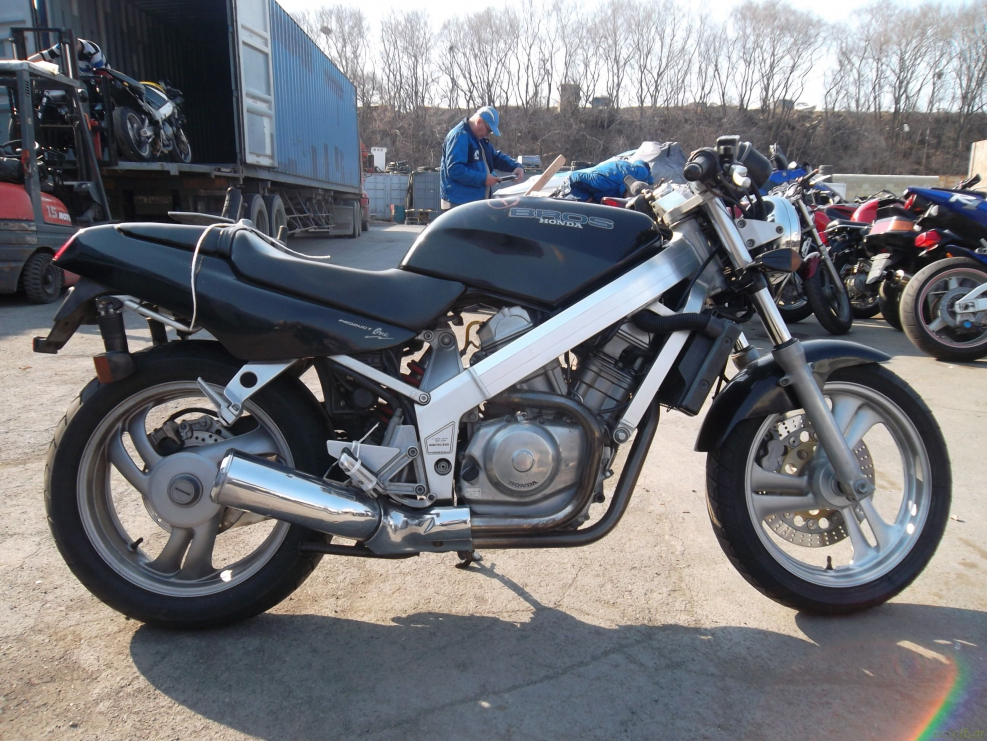 Honda Bros 600