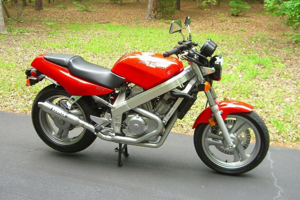 Honda nt650 Hawk gt