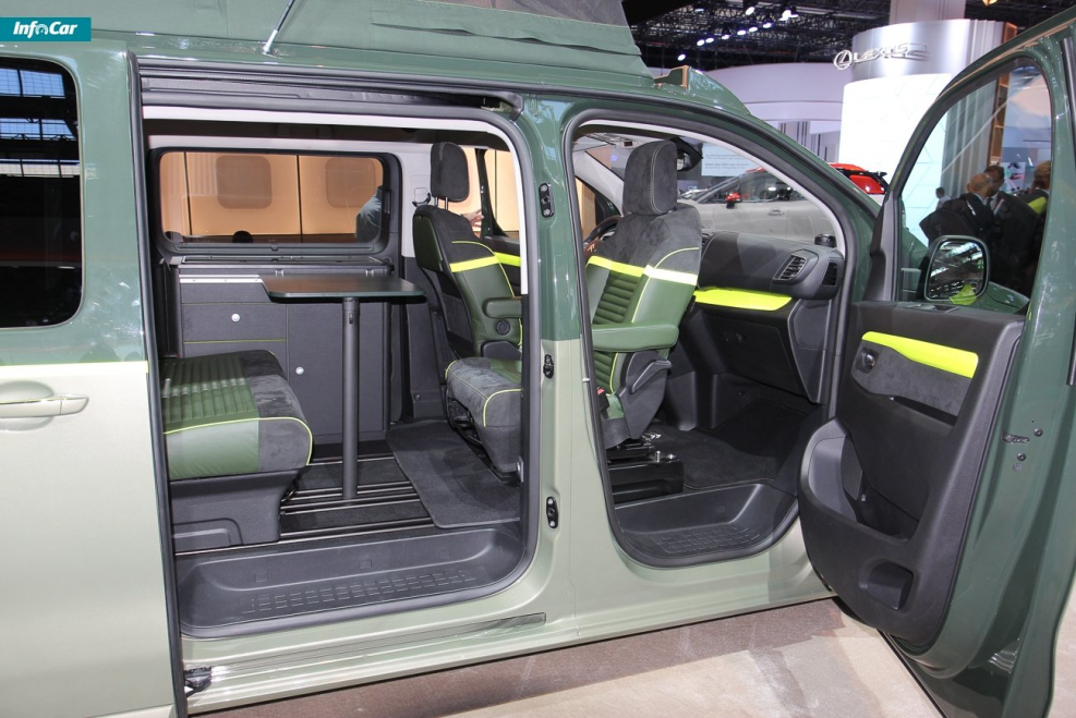 Citroen SPACETOURER 2017 салон