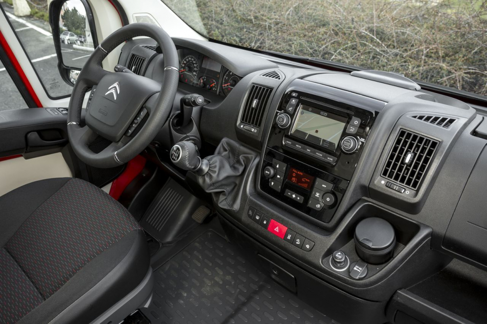 Citroen Jumper 2019 салон
