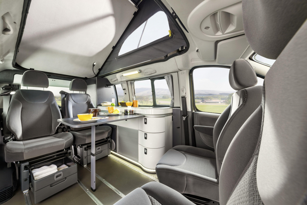 Peugeot Expert Tepee 2014 салон