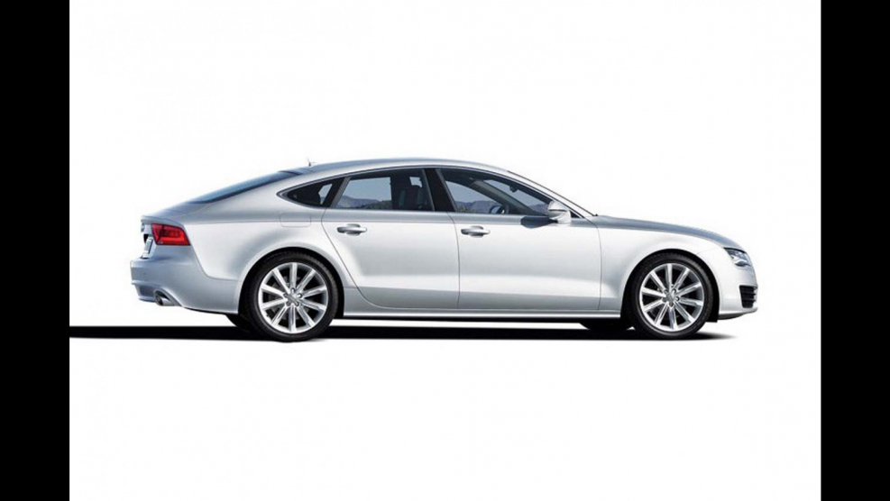 Audi a7 2010 сбоку