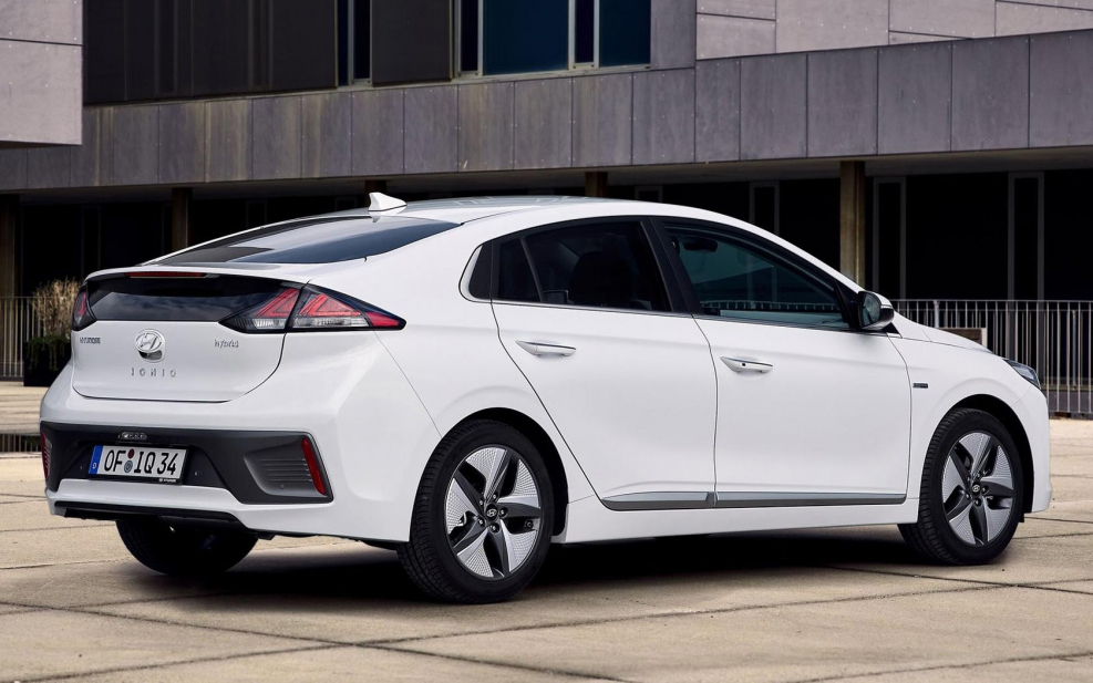 Hyundai Ioniq