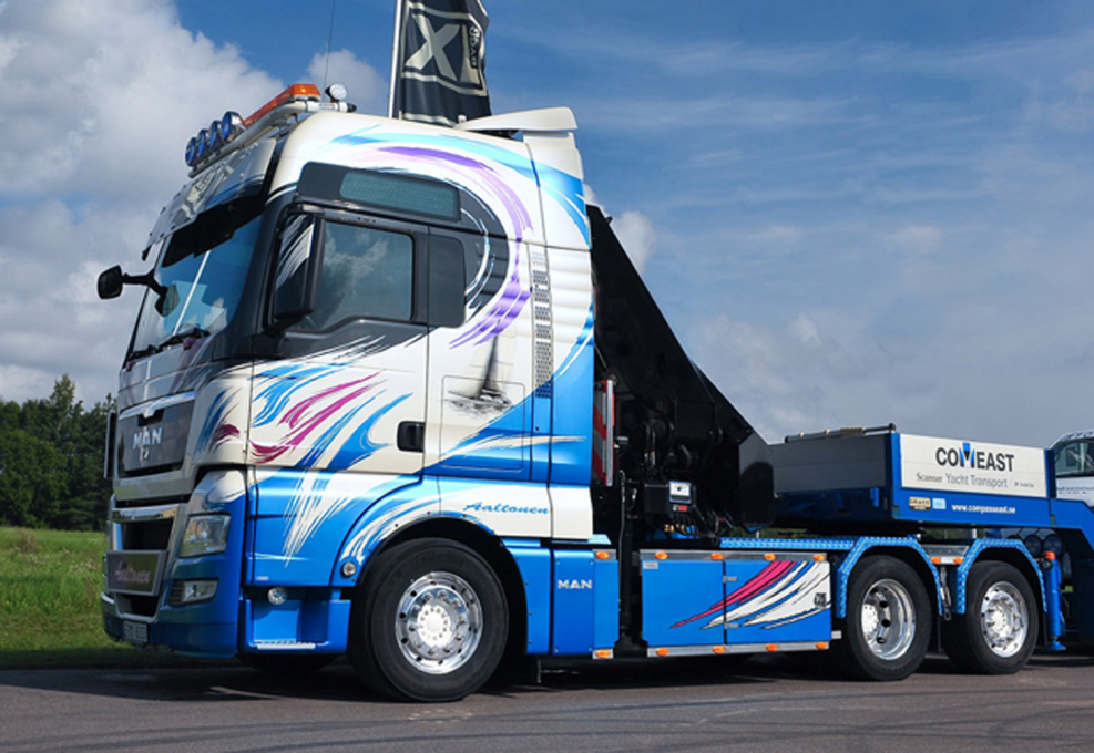 Автомобиль man TGX XXL