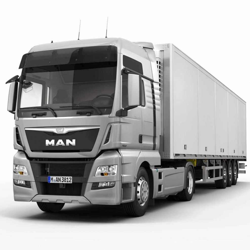 Man TGX 18.440. Внутри