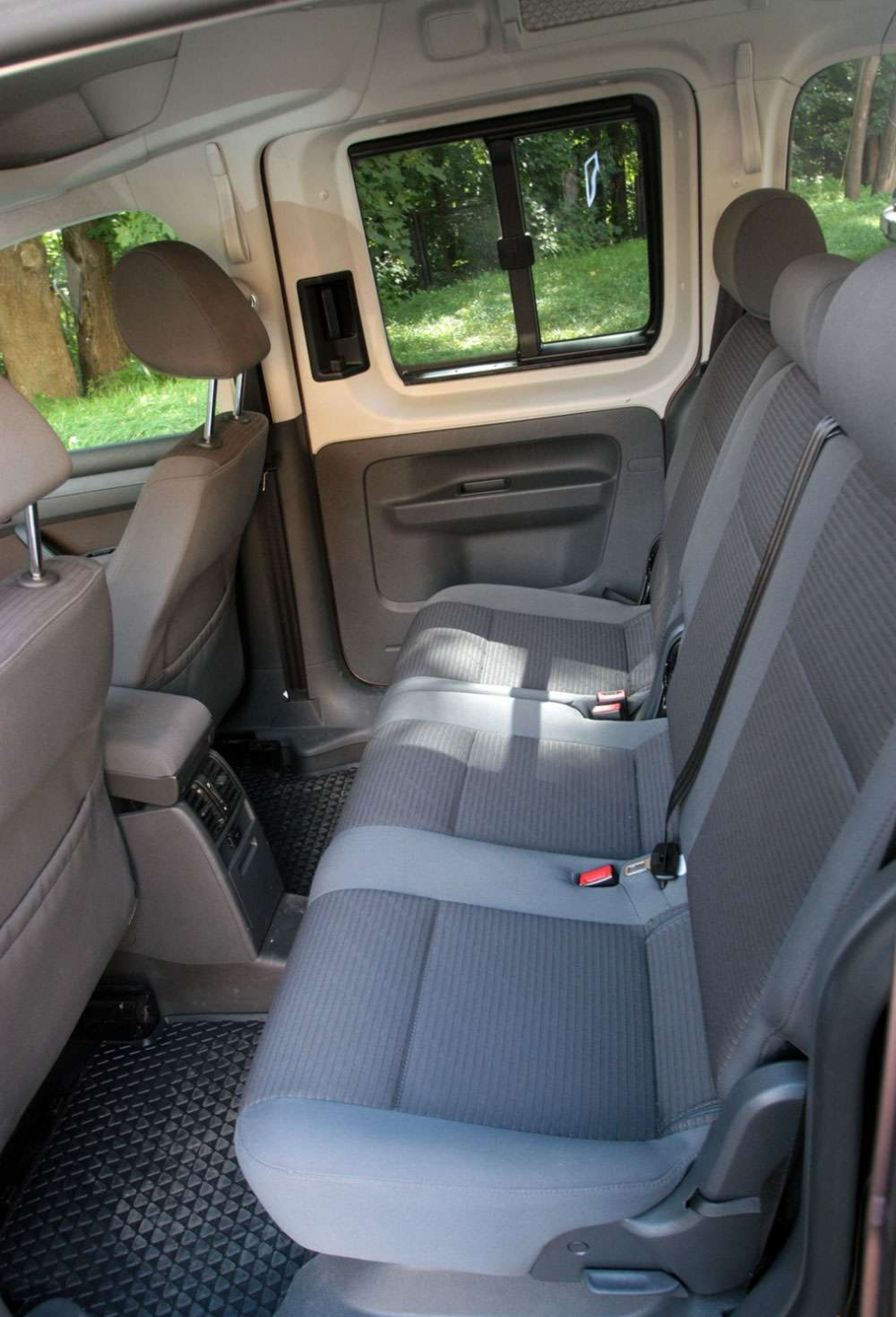 VW Caddy Maxi 7 мест салон