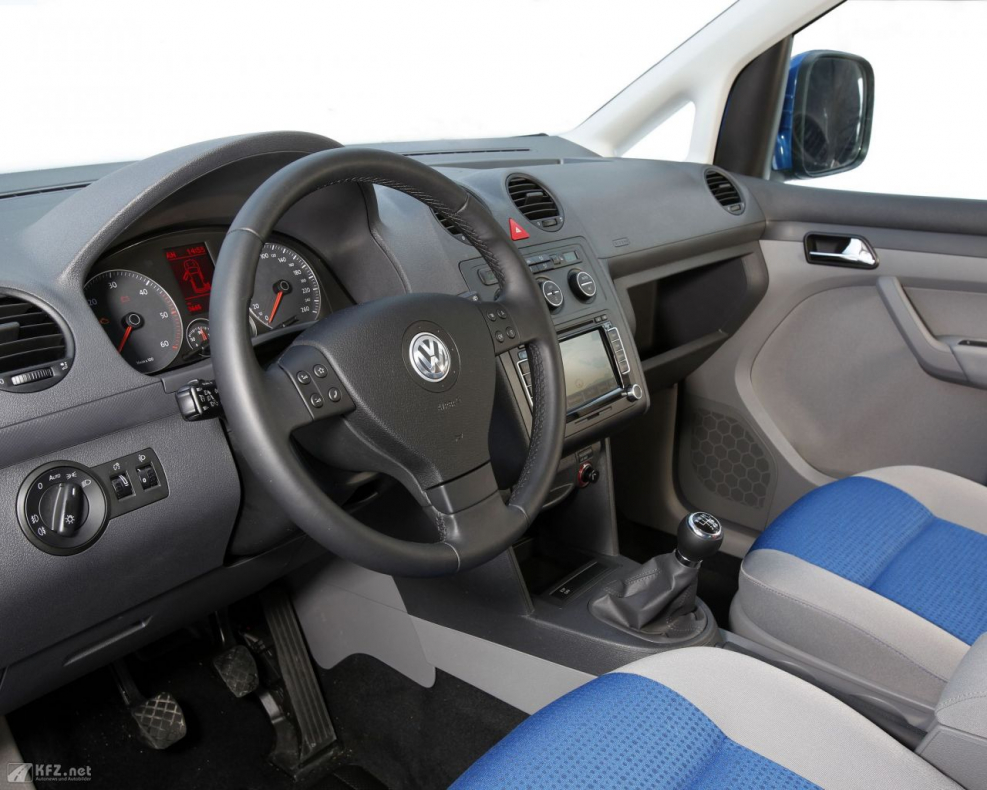 Volkswagen Caddy 4 салон