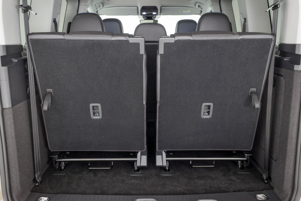 Volkswagen Caddy Maxi 2020 салон