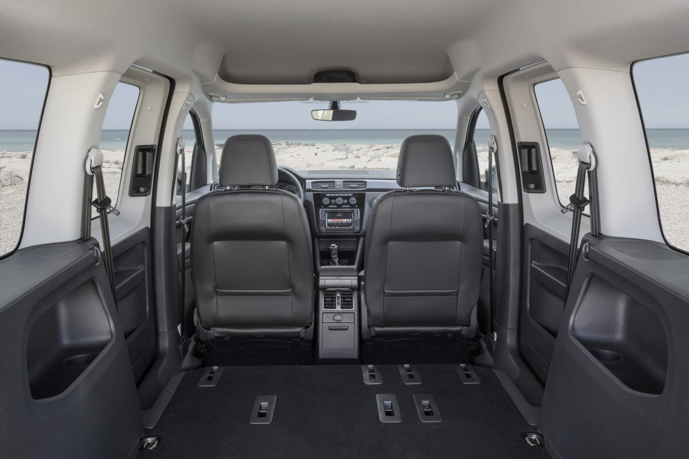 Volkswagen Caddy минивэн салон