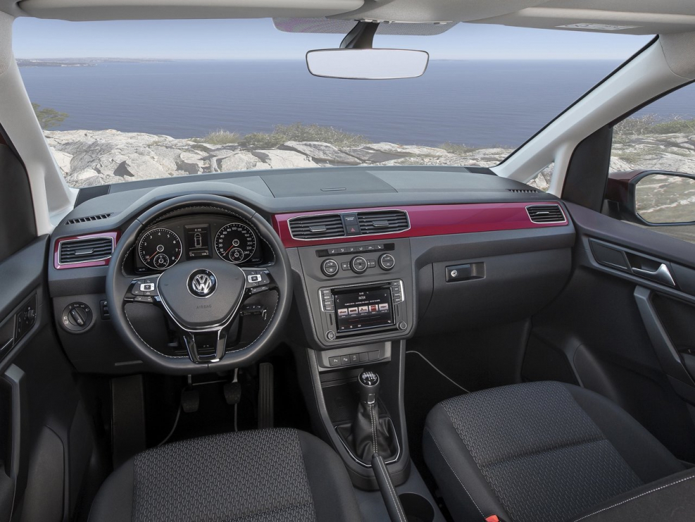 Volkswagen Caddy 2016 салон