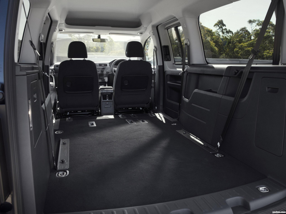 VW Caddy 2019 багажник