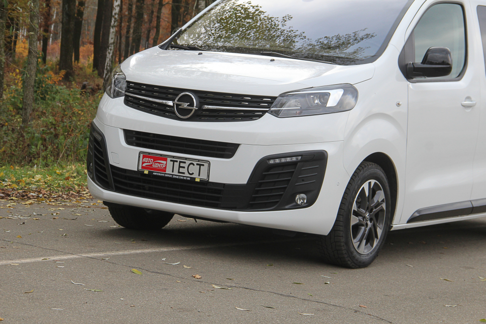 Opel Zafira Life Black Edition