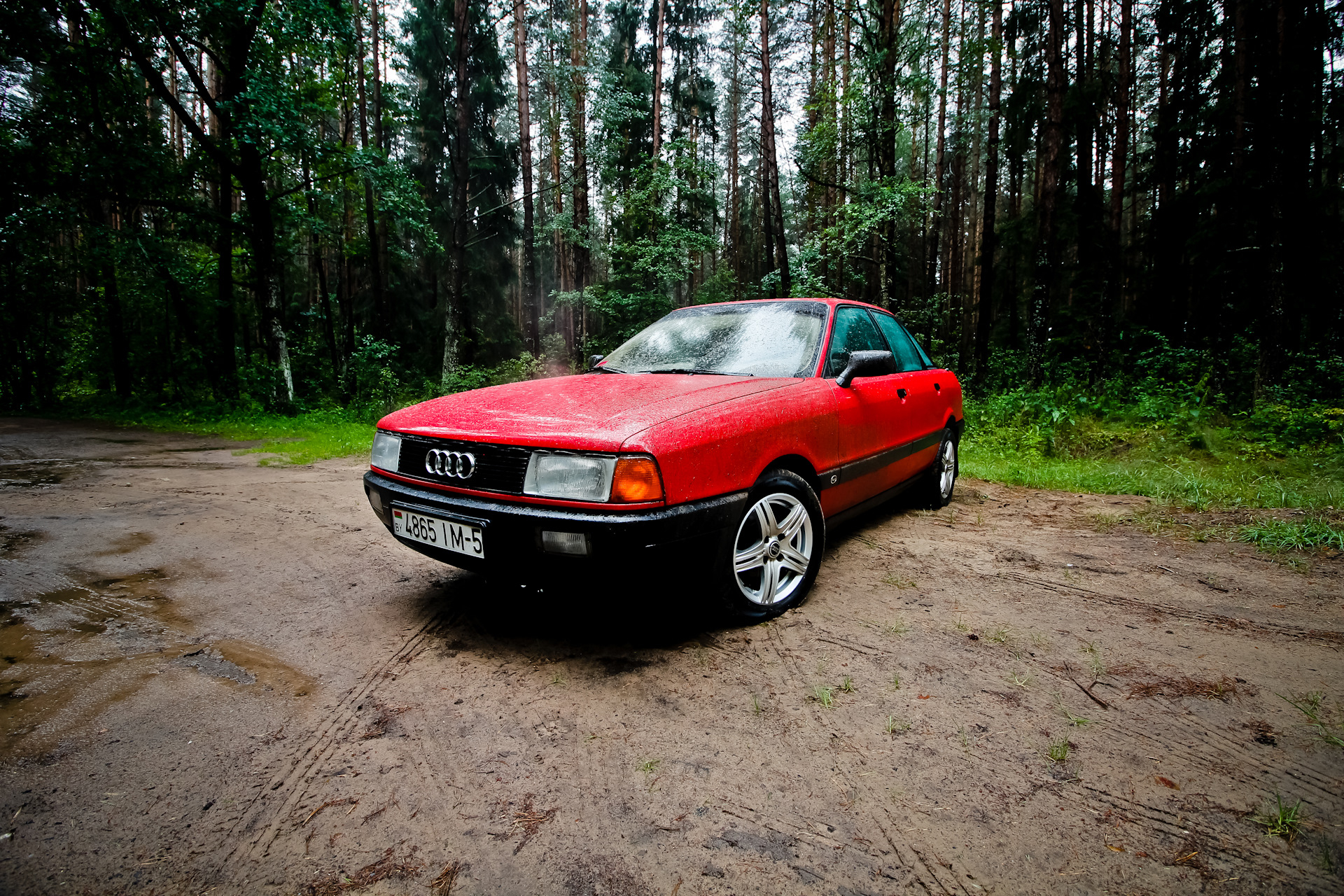 Купить ауди б4 в белоруссии. Audi 80 b3. Audi 80 б3. Ауди 80 в3. Ауди 80 б3 1.8.
