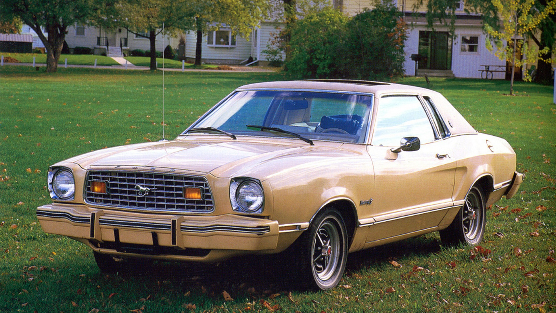 Купить старый форд. Форд Мустанг 1974. Форд Мустанг 1974-1978. Форд Мустанг 2 1974. Ford Mustang 1974.